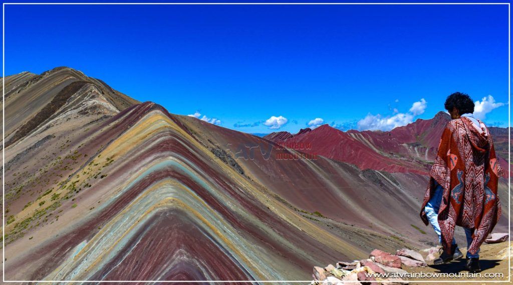 tour-valle-rojo-montaña-de-colores