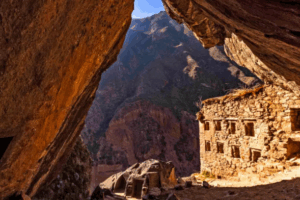 Perolniyoc & Raqaypata Trek