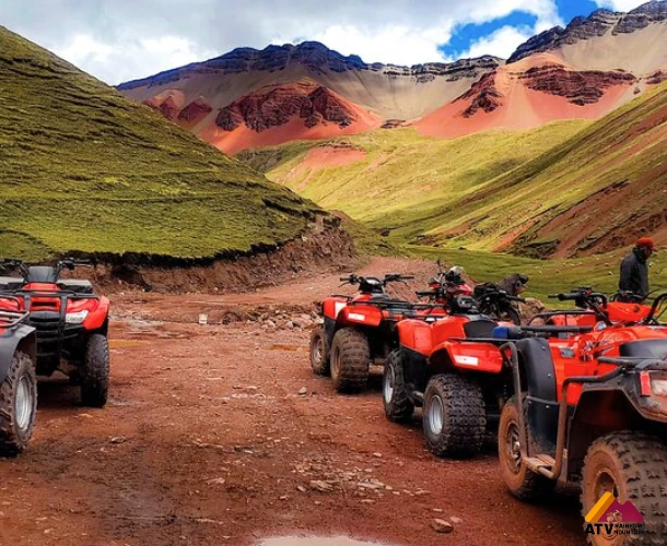 Montaña de Colores y Valle Rojo en Cuatrimoto – Ruta Corta Temprano