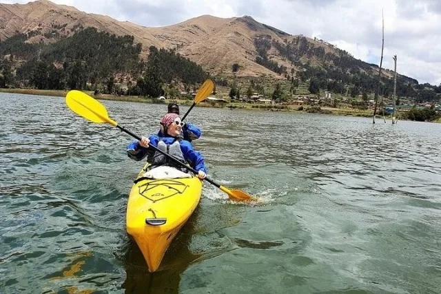 Kayak at Huaypo Lagoon
